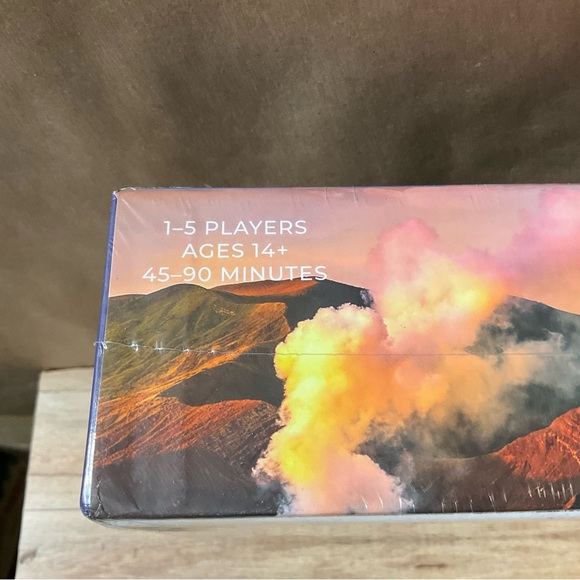 New! Earth Board Game NEW Sealed Maxime Tardif Conor Mcgoey Insideup Games - Picture 8 of 8